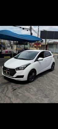 HYUNDAI HB20 1.0 COMFORT PLUS 12V FLEX 4P MANUAL